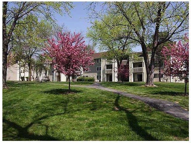 The Pavilion Apartments - Photo 2 of 16