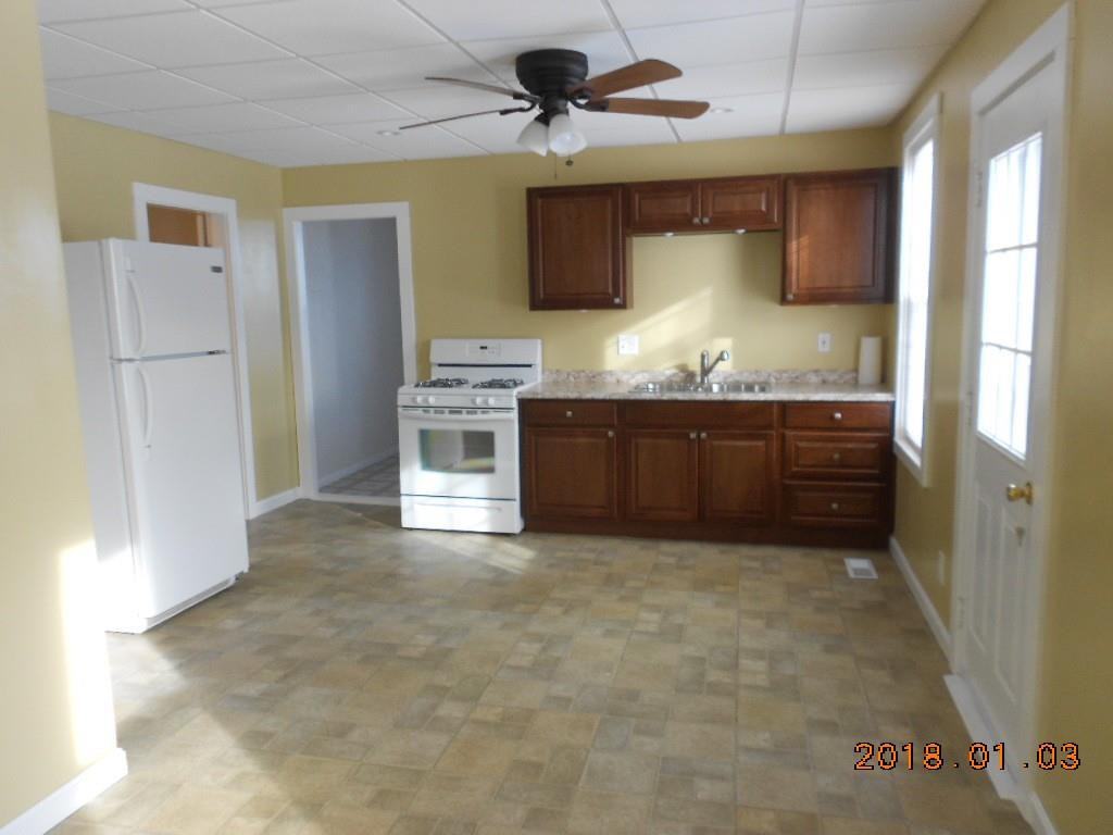 20A B Miles St #a - Photo 3 of 9