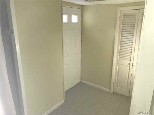 212 N Country Rd - Photo 2 of 11