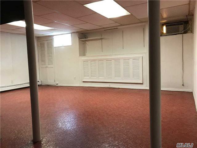 212 N Country Rd - Photo 3 of 11