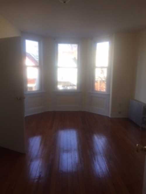 Elton St & Arlington Ave