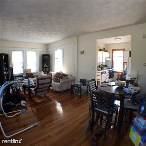 141 Templeton Pkwy - Photo 2 of 7