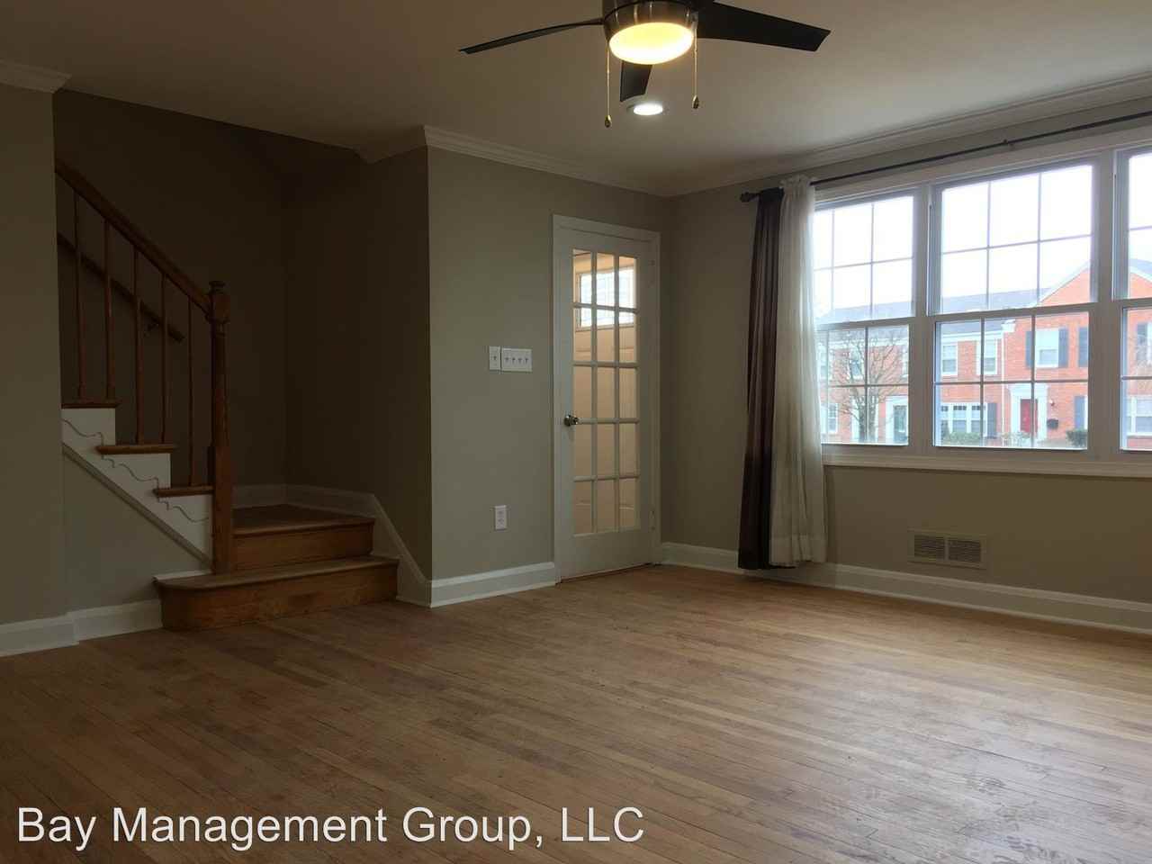 1570 Doxbury Rd - Photo 2 of 34