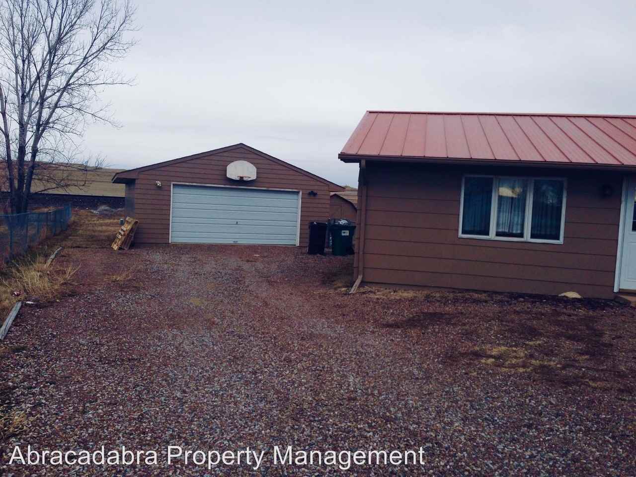 645 Madison Way - Photo 3 of 12