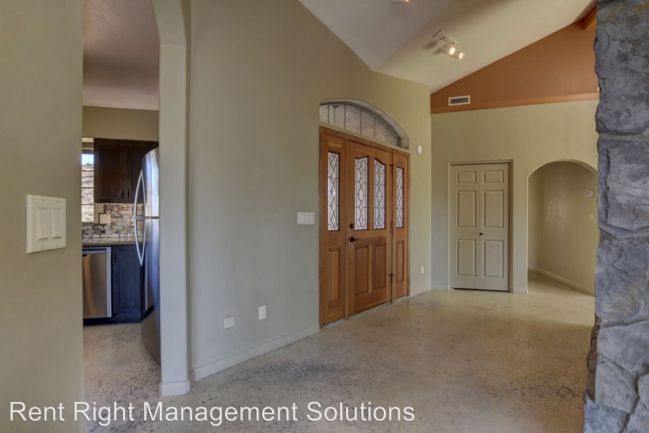 65 N Fitzmaurice Dr - Photo 3 of 33