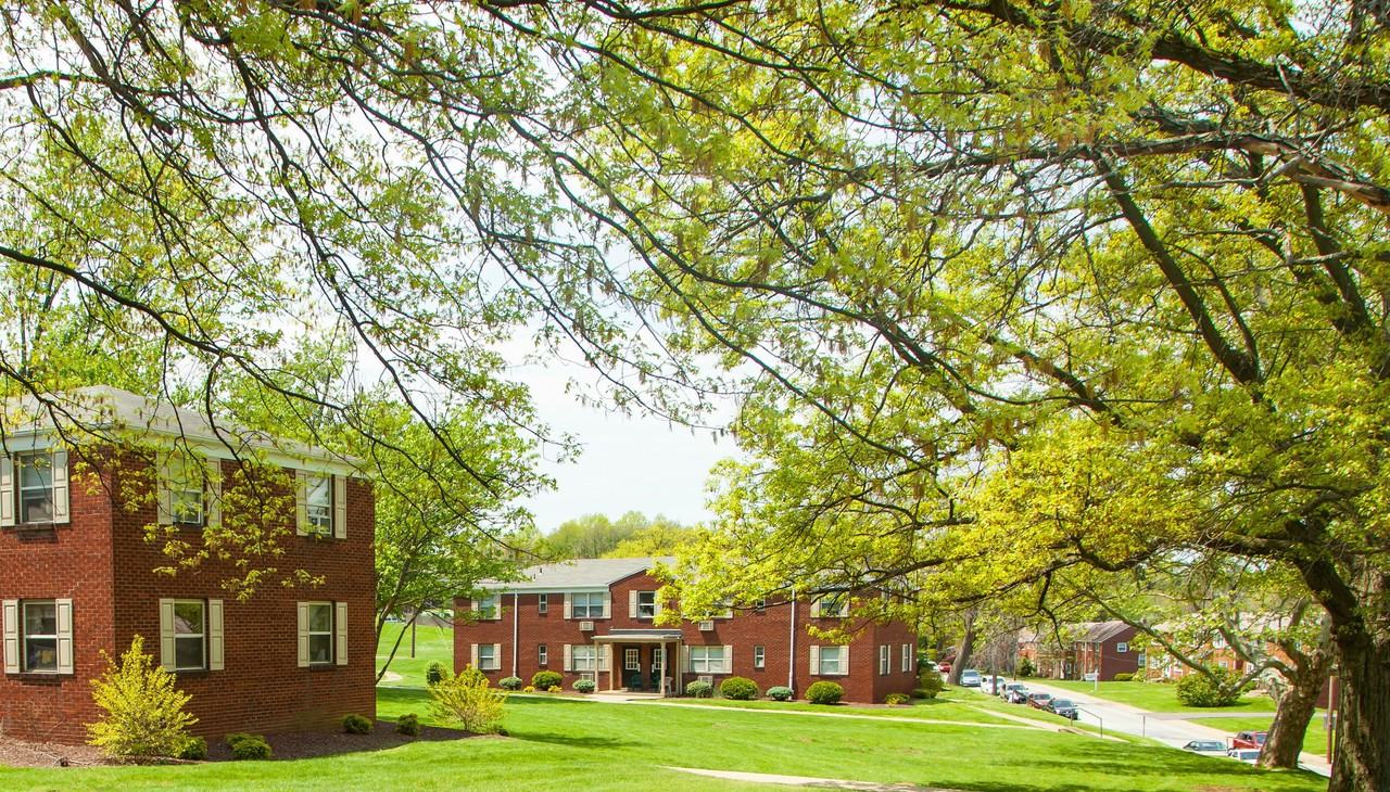 Residences of South Hills Apartments 5492 Youngridge Dr, Baldwin, PA