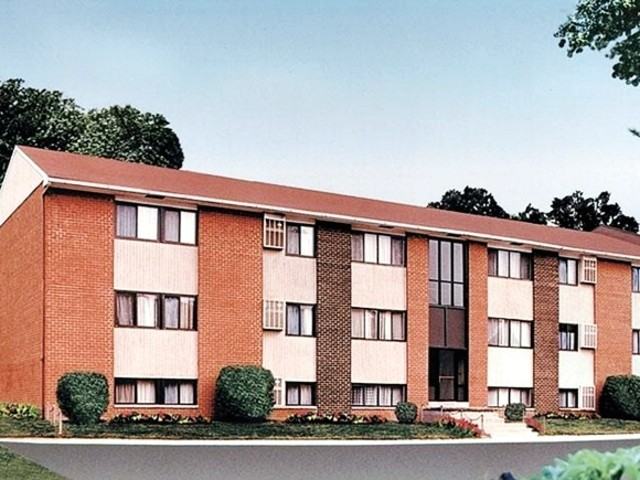 Winston Apartments - Photo 3 of 14