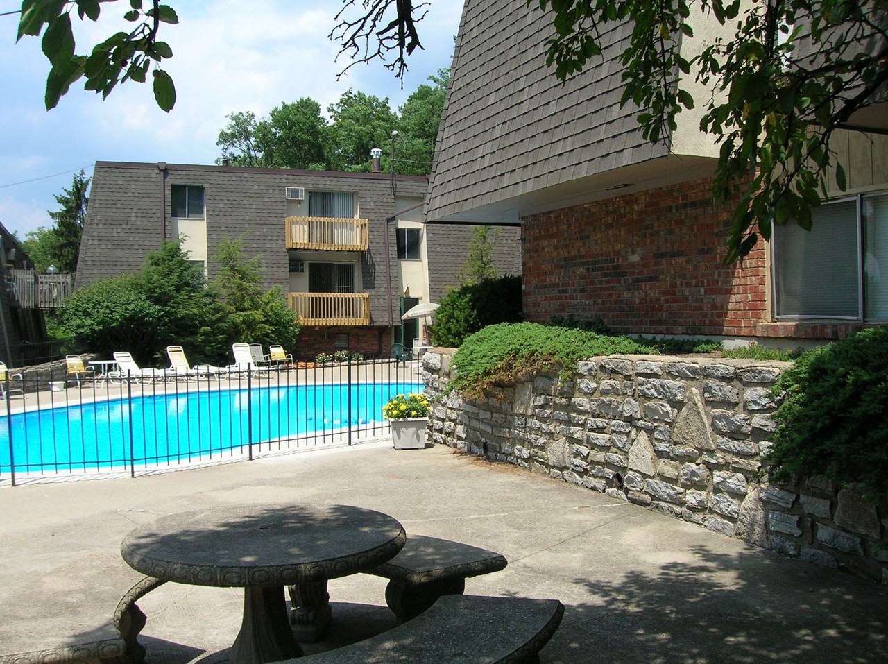 Mont Michel Apts Apartments 688 Riddle Rd, Cincinnati, OH 45220 Zumper