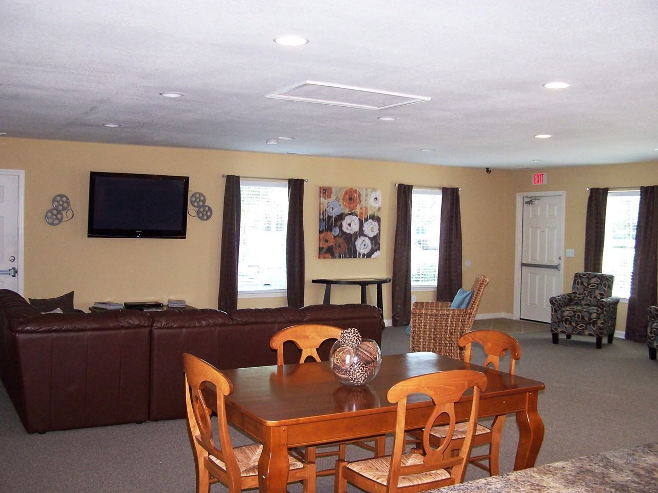 Maplewood Apartments - Photo 3 of 21