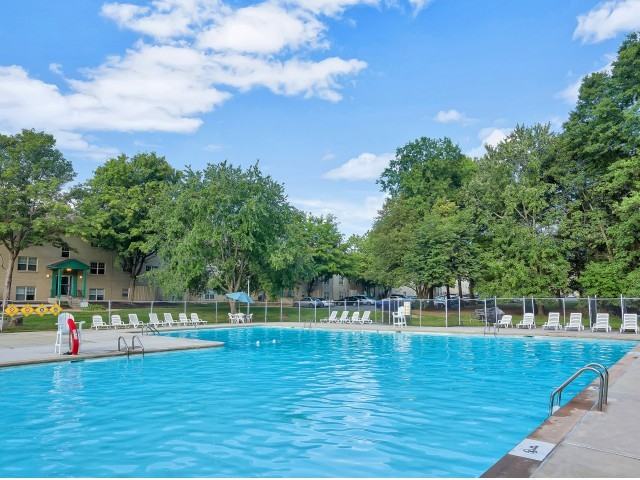 Hunters Crossing - Photo 3 of 16