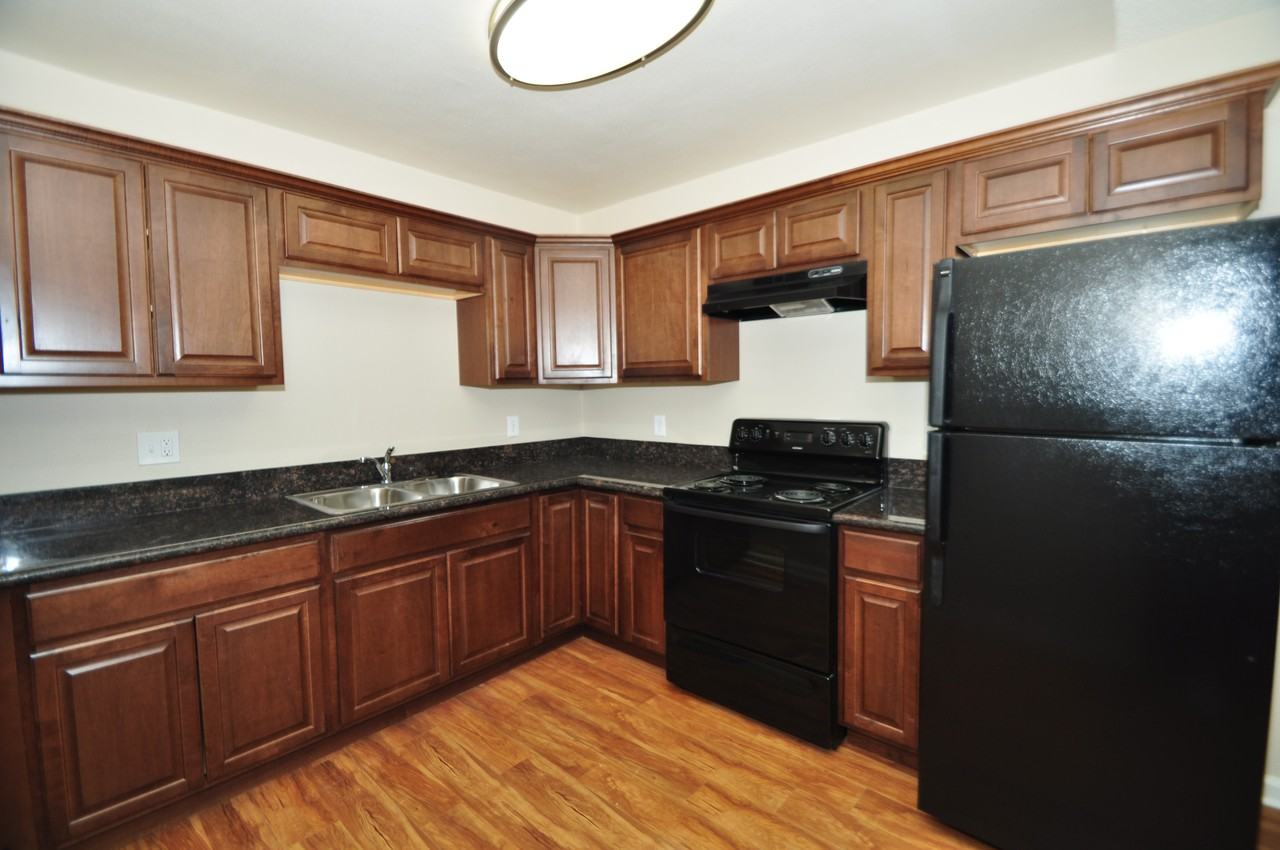 Mapleview Apartment Homes - Photo 3 of 31