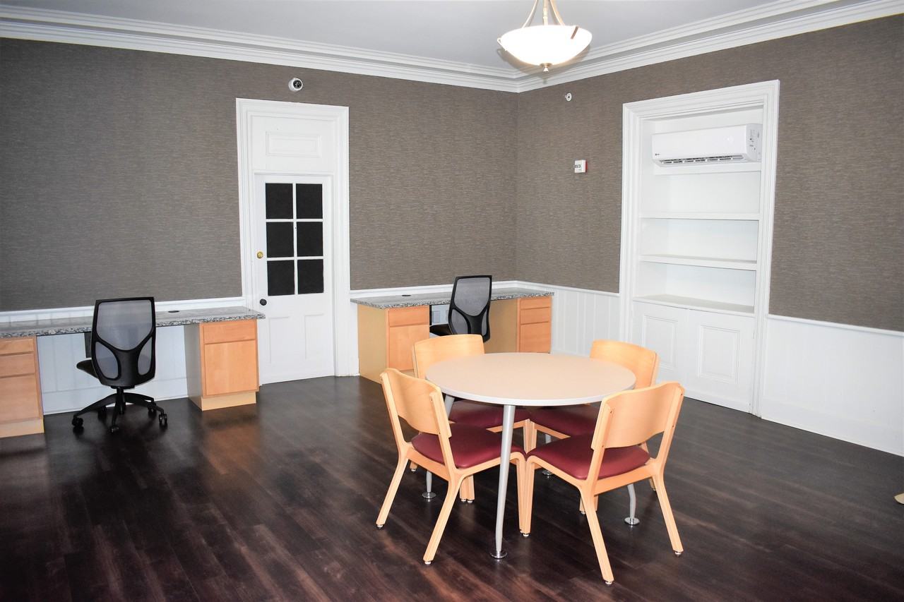 Charless Place - Photo 3 of 23