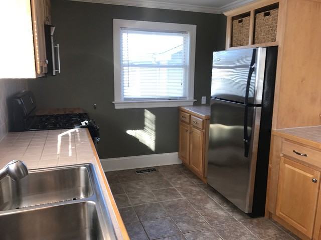 5328 S Ashland Ave - Photo 2 of 16