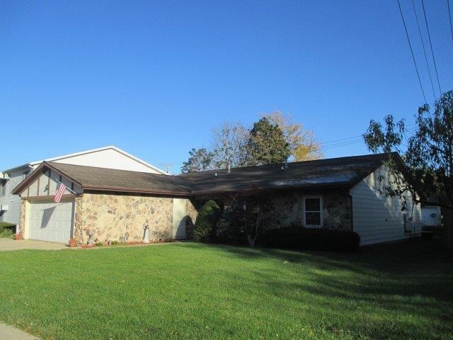 1402 E Lynn Blvd #B - Photo 3 of 7