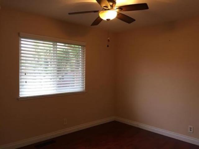 1983 Flint Ave - Photo 2 of 6