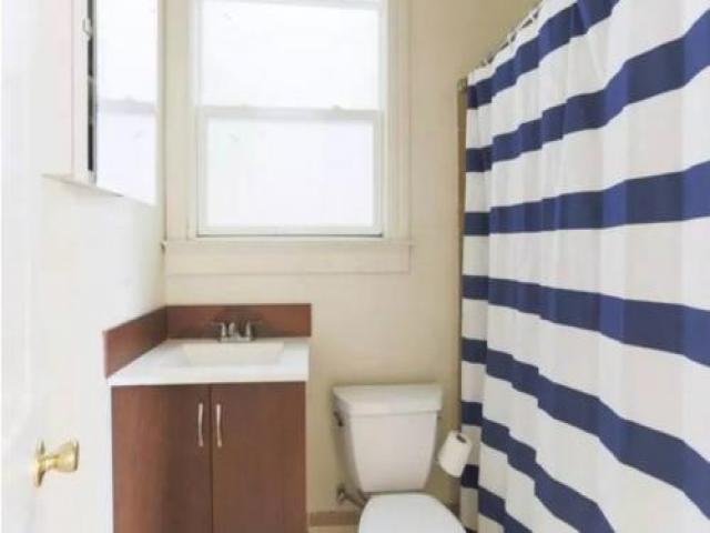 61 Leavenworth St - Photo 3 of 6