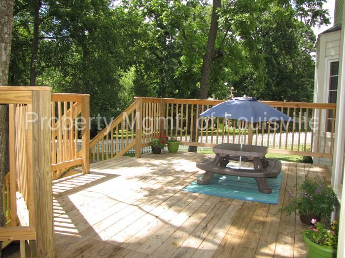 10900 Paw Paw Ln - Photo 3 of 32