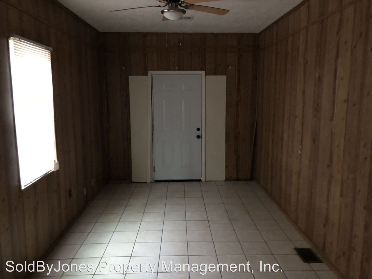378 Amal Dr SW - Photo 2 of 8