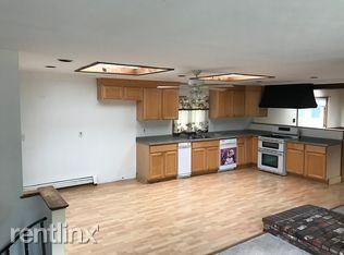 16 Wimbledon Dr - Photo 3 of 9