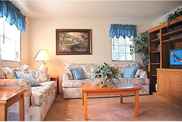 Walden Circle Townhomes - Photo 2 of 14