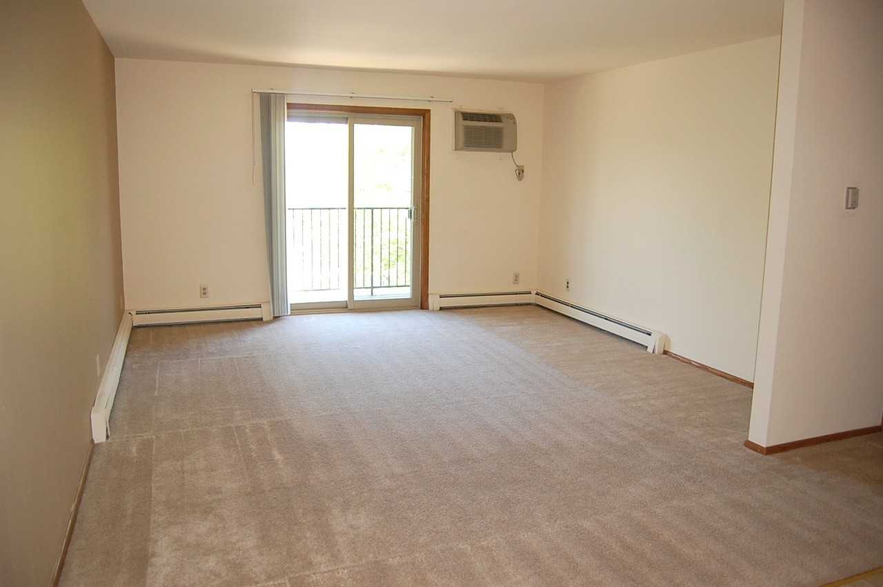 Harbor View Village - Photo 2 of 25