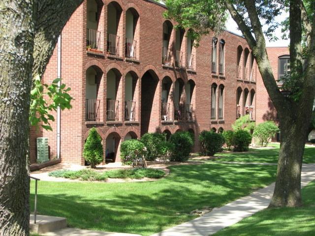 Westview Park Apartments - Photo 3 of 24