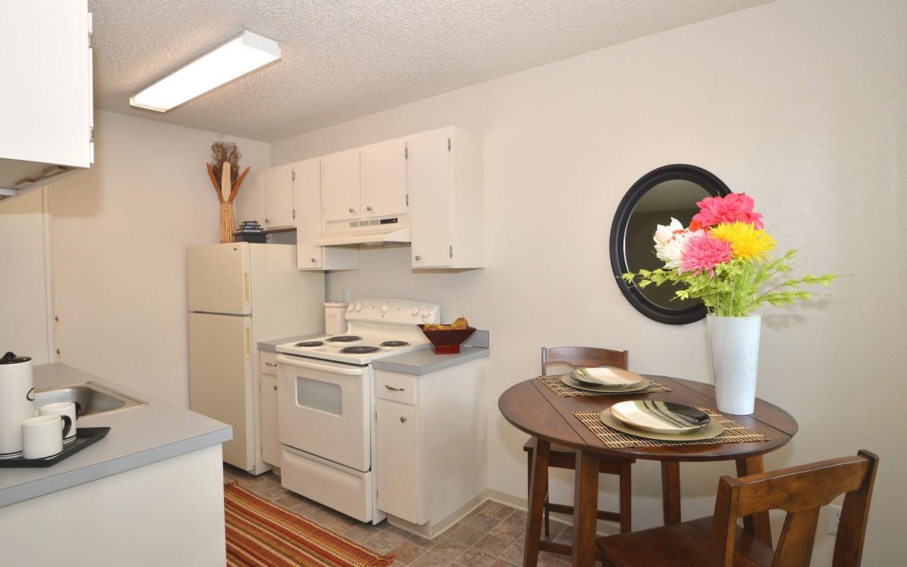 Washington Park Apartments - Photo 3 of 35