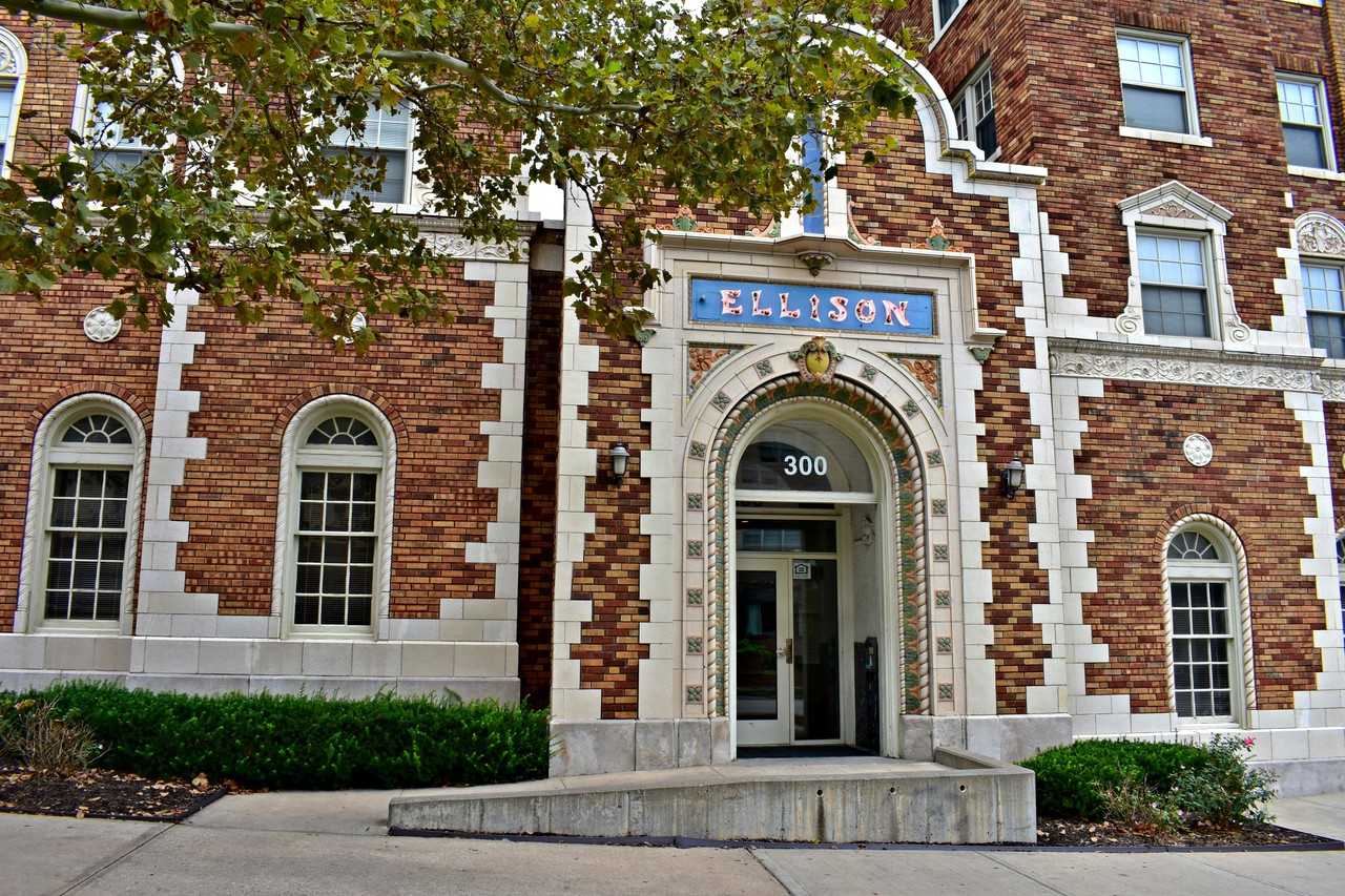 The Historic Ellison Apartments - Photo 3 of 47