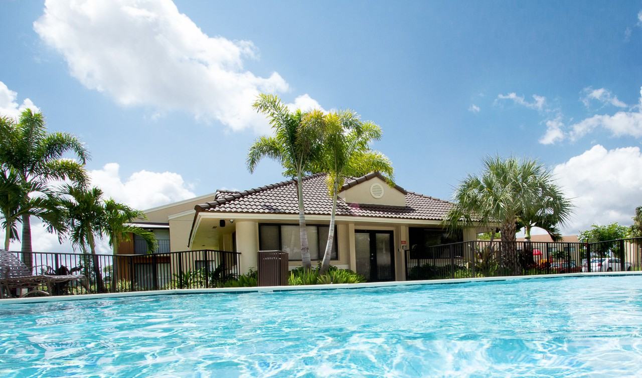 Vista Palms - Photo 3 of 9