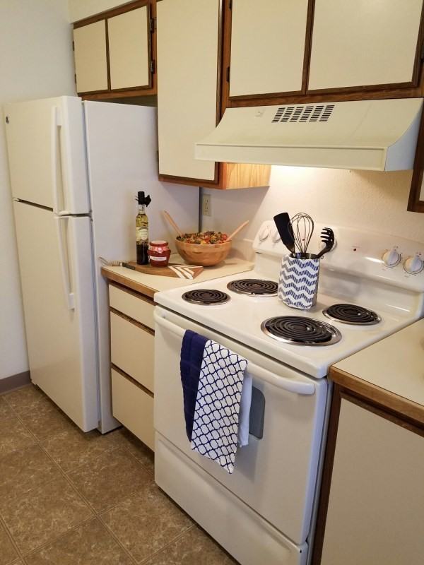 Heatherstone Apartments - Photo 2 of 27