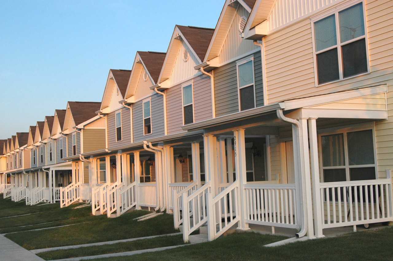 Red Maple Grove - Photo 2 of 9