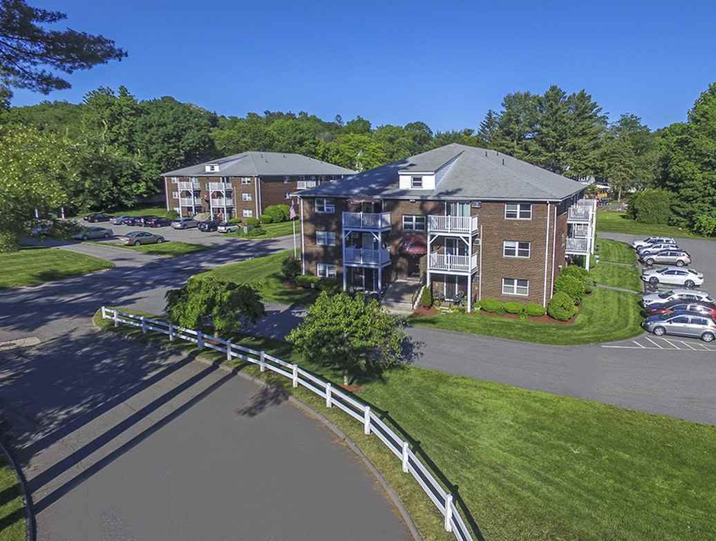 Lonvale Gardens - Photo 2 of 21