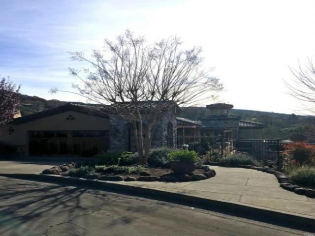 21 Pinnacle Peak St - Photo 3 of 6