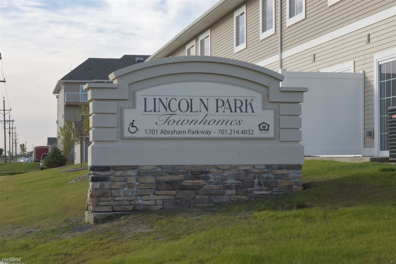 Lincoln Park Townhomes I - Photo 2 of 34