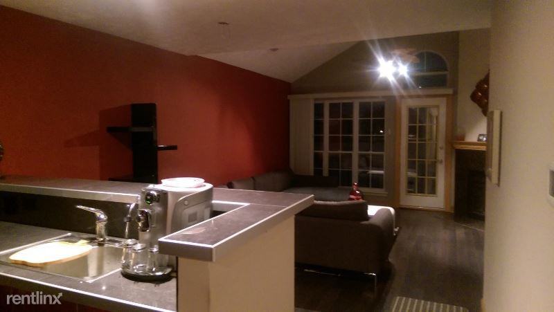 7476 Harbour Isle - Photo 3 of 24