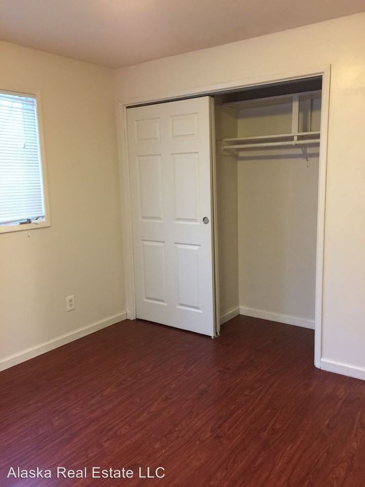 3907 Carolina Drive - Photo 2 of 4