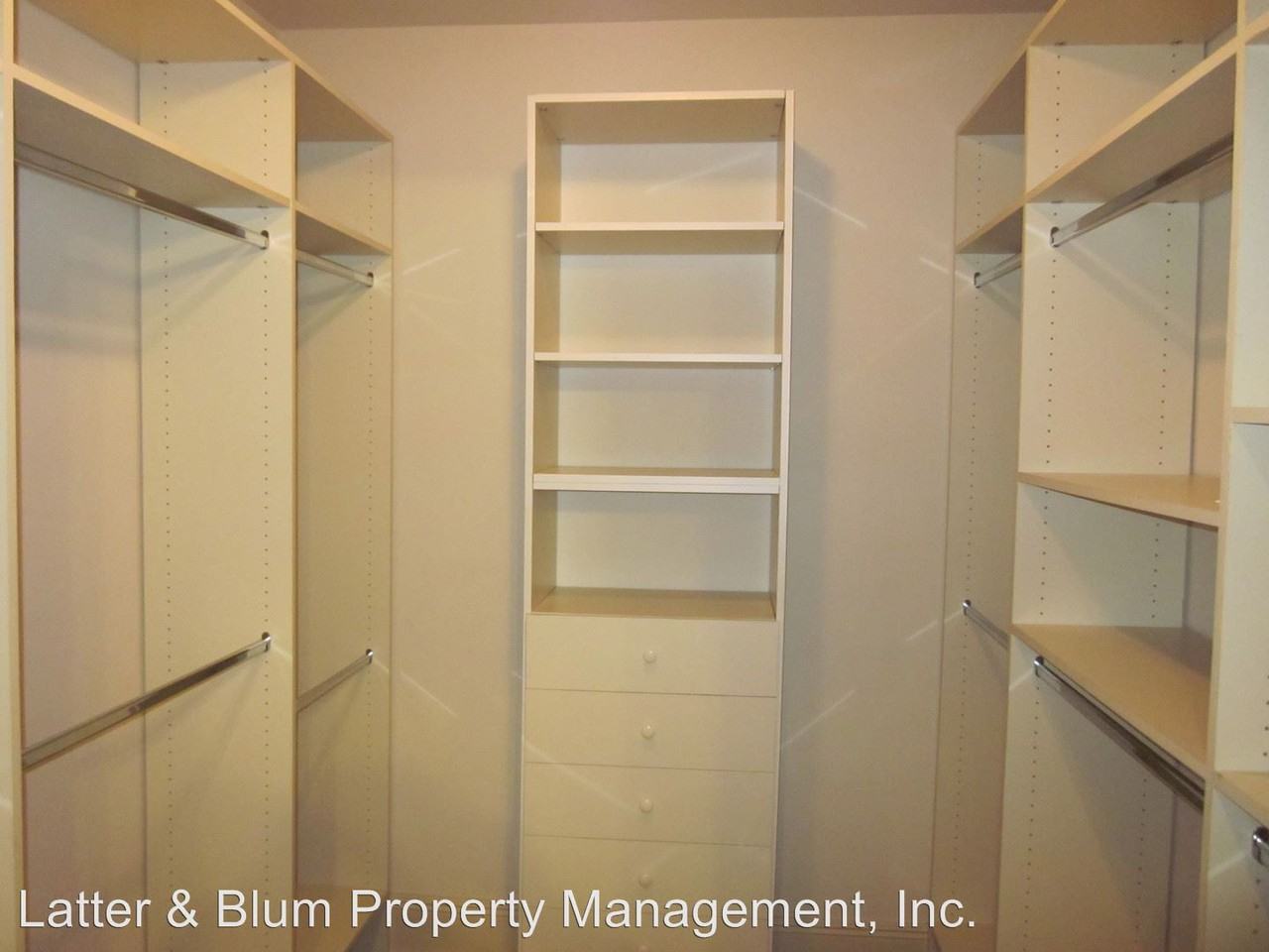 100 Duckhook Dr - Photo 2 of 3