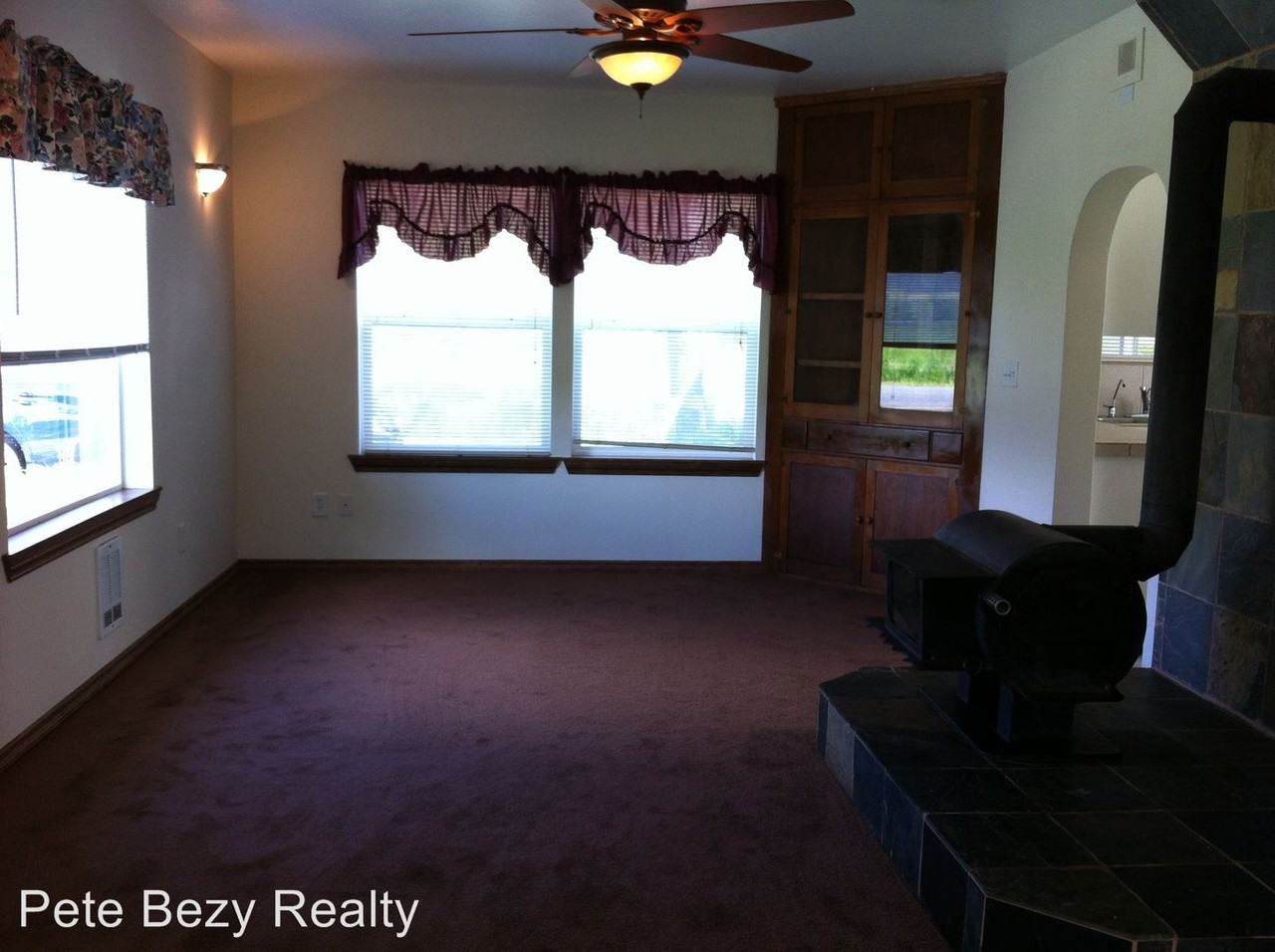 412 Ceres Hill Rd - Photo 2 of 14