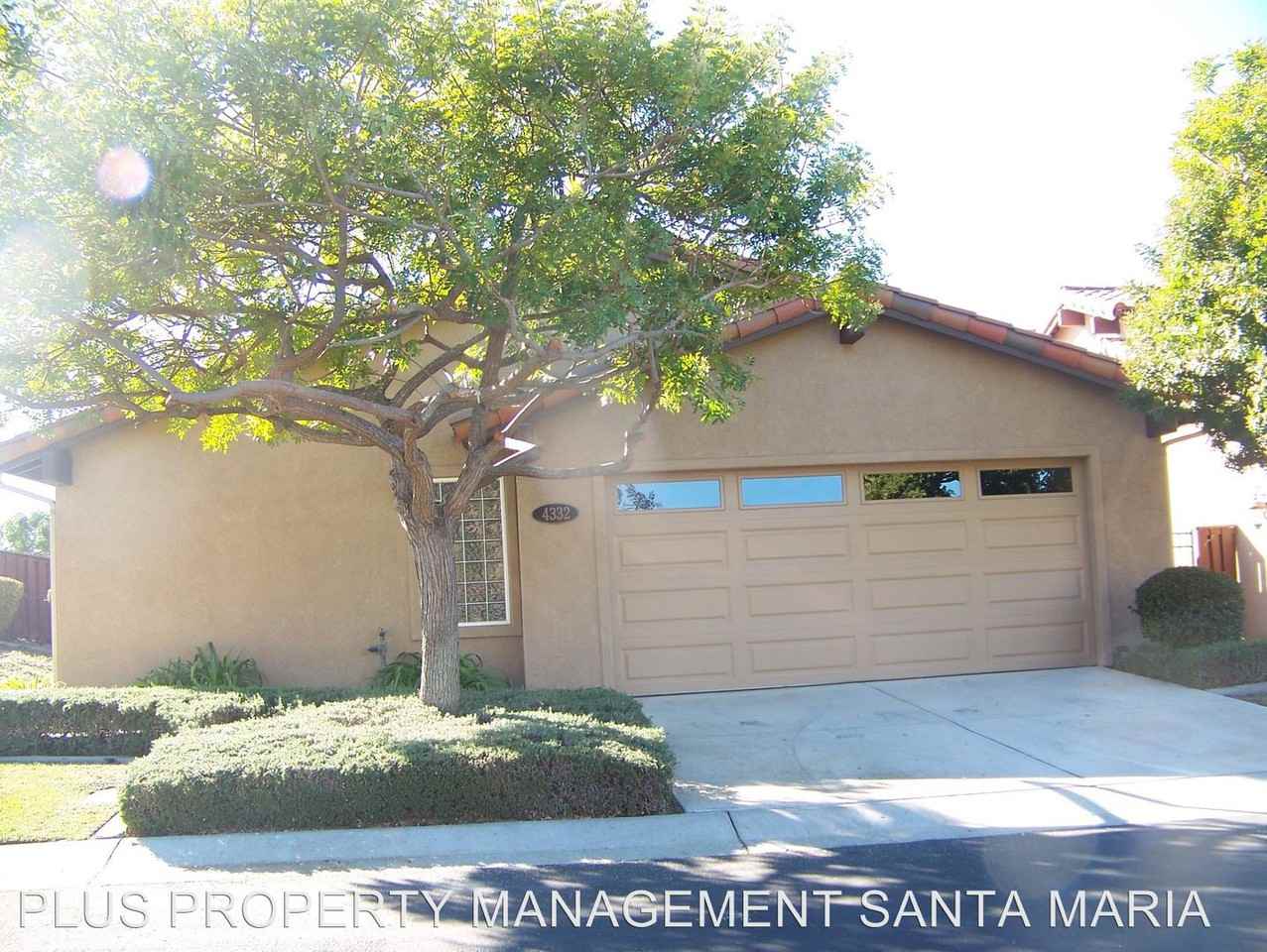 4332 Foxenwood Cir - Photo 3 of 50