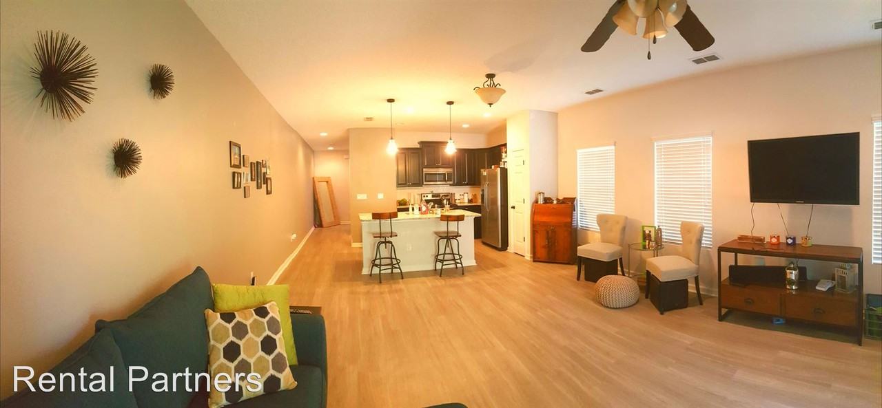 1317 Lasalle St - Photo 3 of 19