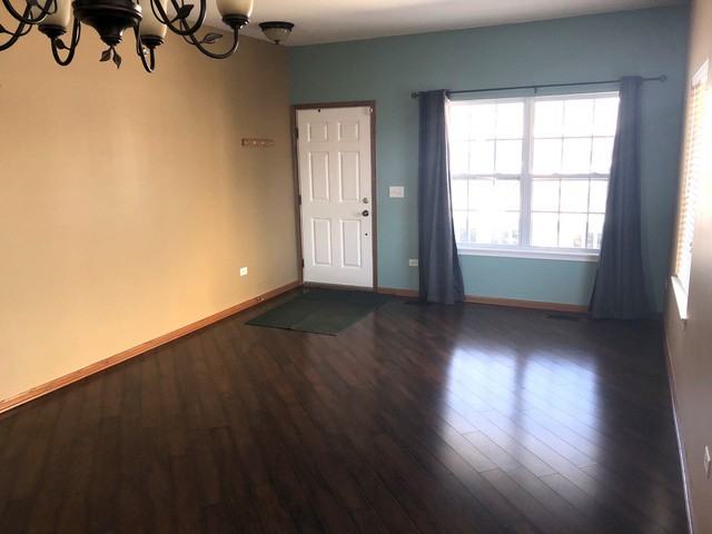 1404 Sommer Ct #1 - Photo 3 of 15