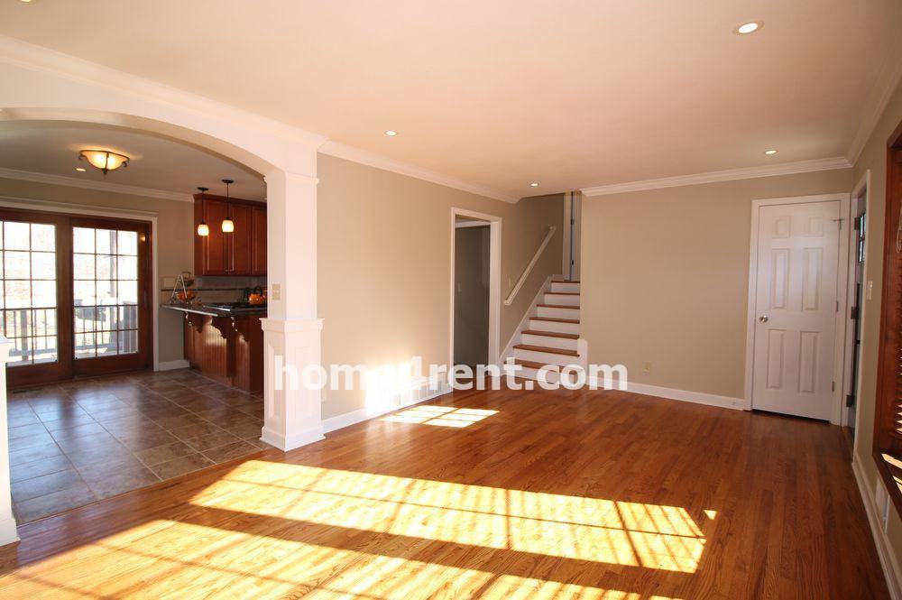9310 W 97th St - Photo 2 of 26