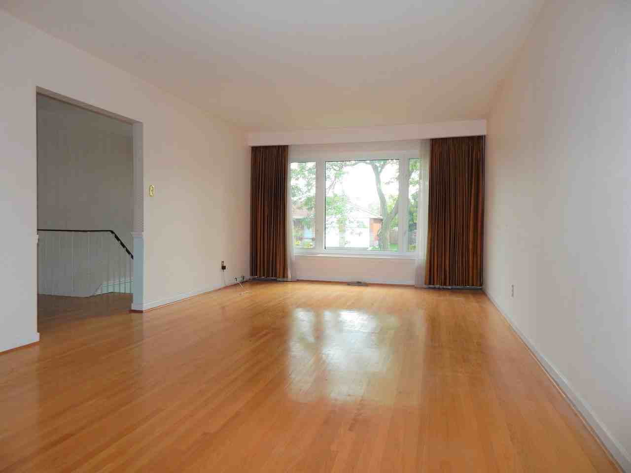 64 Misthollow Square - Photo 3 of 10