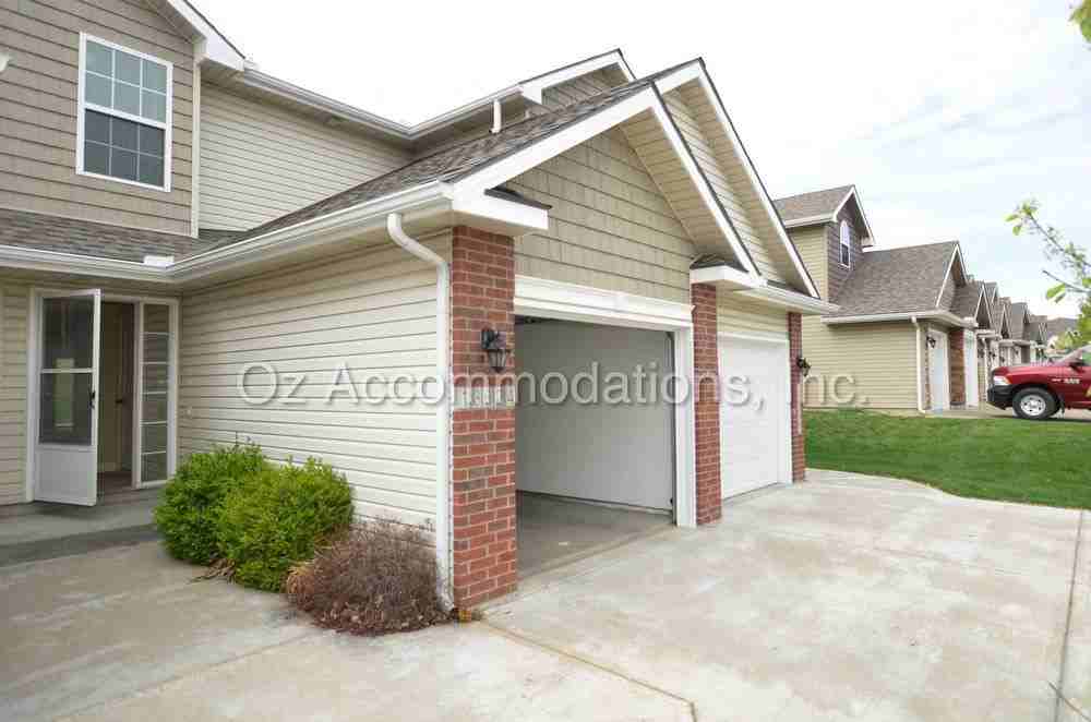 13624 Oak Valley Dr - Photo 3 of 25