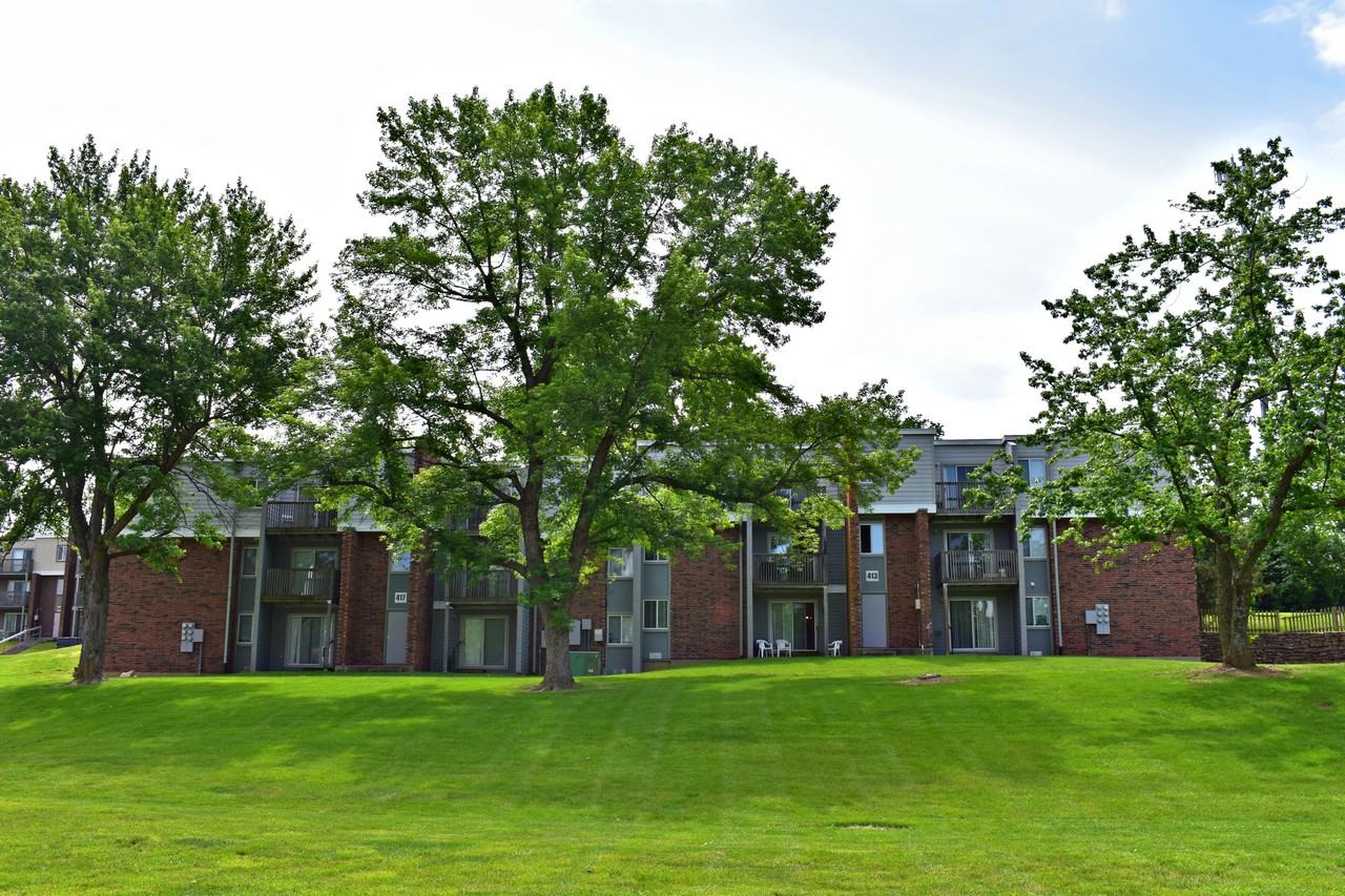 Stonegate Meadows - Photo 3 of 33