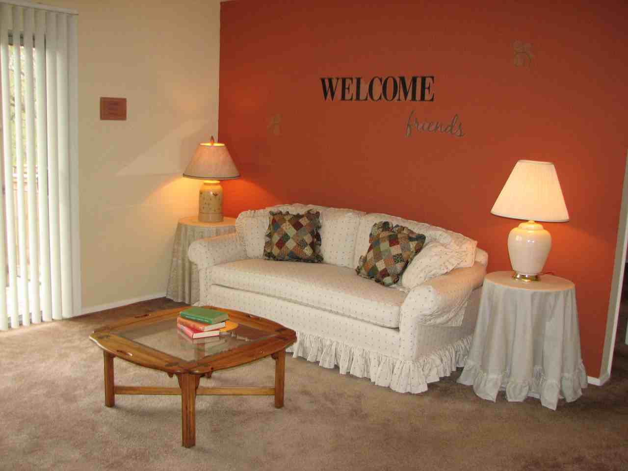 Kensington Square Apartments - Photo 3 of 24