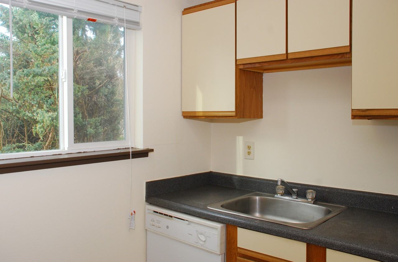 Canterbrook Village - Photo 2 of 10