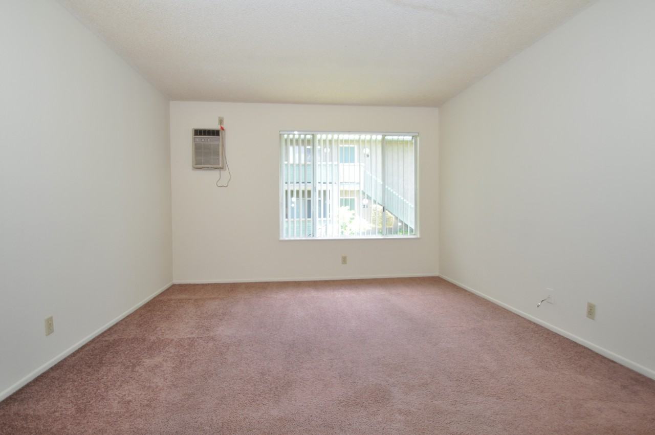 Rosewood Apartments 338 Ammunition Rd, Fallbrook, CA 92028 Zumper