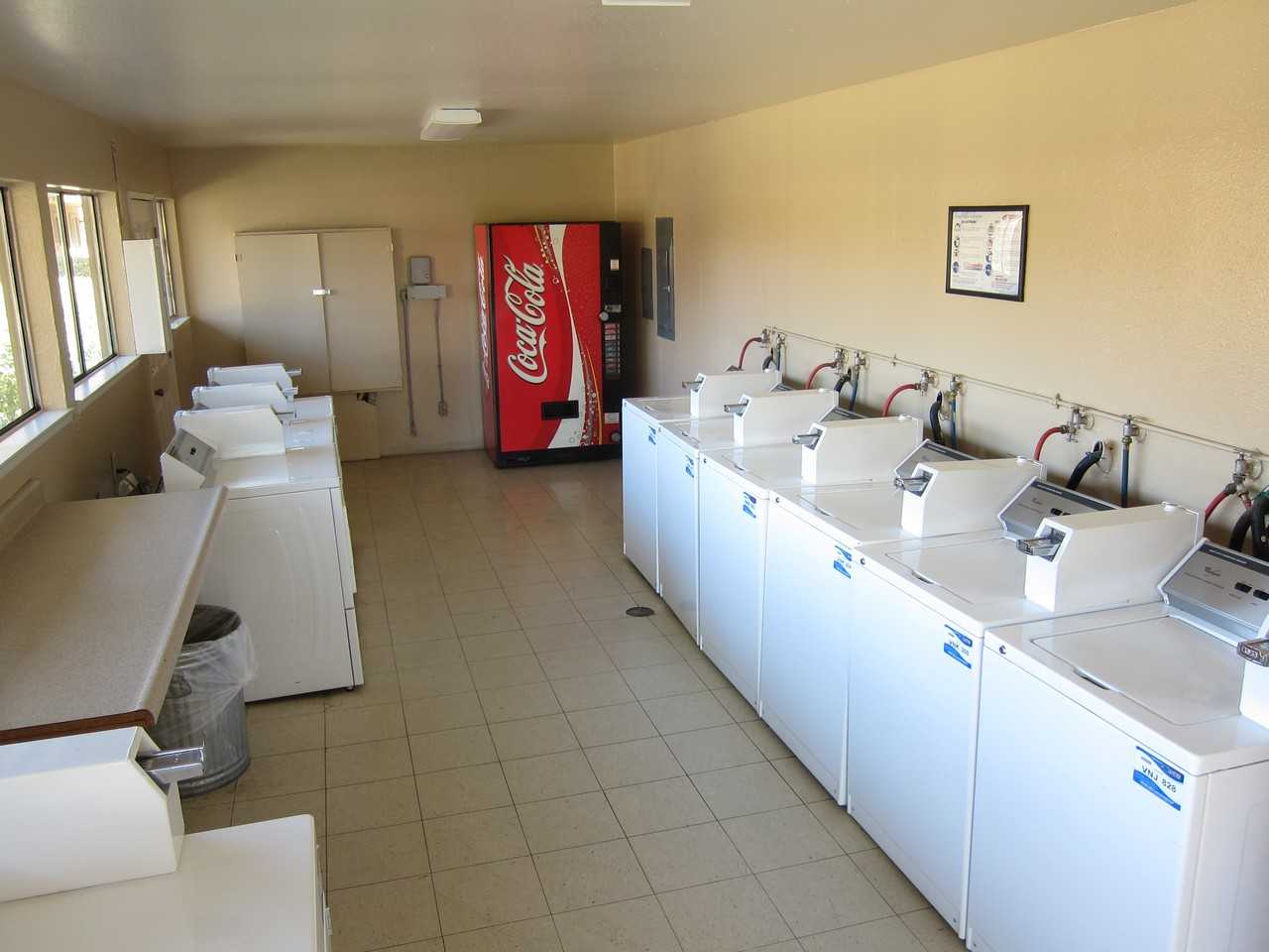 Dry Creek Village Apartments - Photo 3 of 8