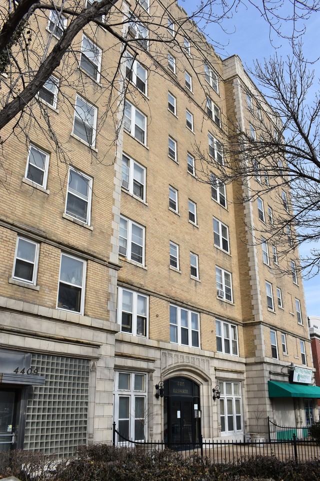 Ellsworth Apartments - Photo 3 of 5